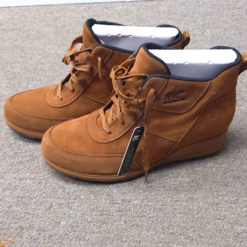 Sorel Evie Sport Lace Booties